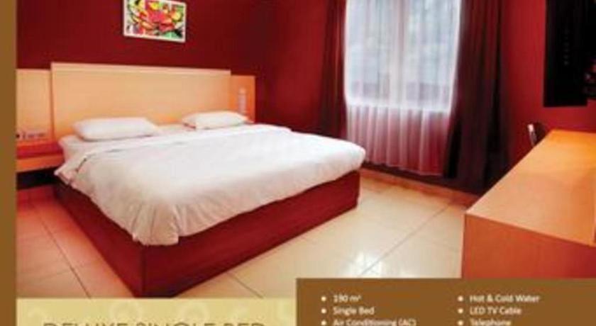 Borneo Hotel Pontianak Exterior foto